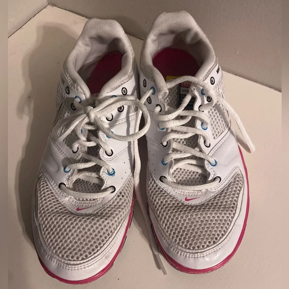 Nike women Hyper TR running shoes. Size 9.5